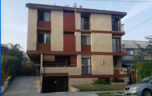 $3,500 | 415 West Stocker Street, Unit 102, Glendale, CA 91202