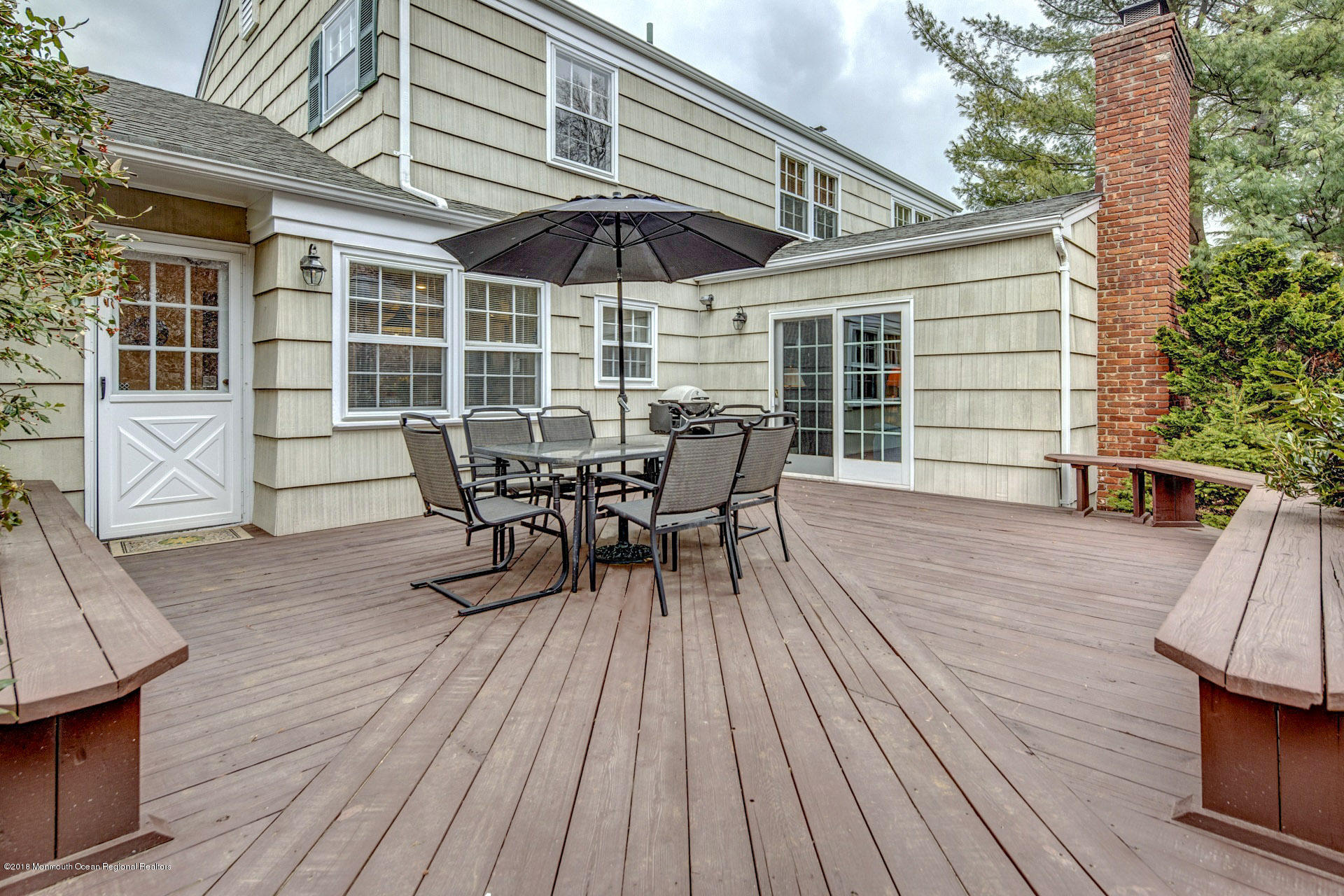 16 Sherwood Road Little Silver, NJ 07739 - Photo 28 of 35 23' x 19' Back Deck