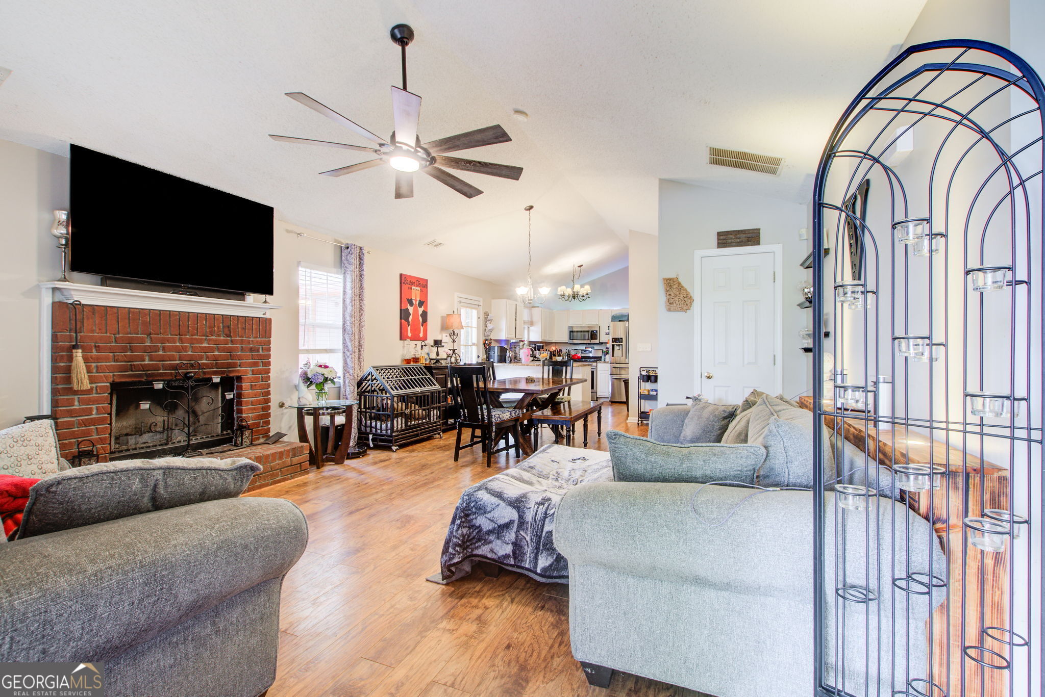 204 Crystal Court Hampton, GA 30228 - Photo 5 of 34