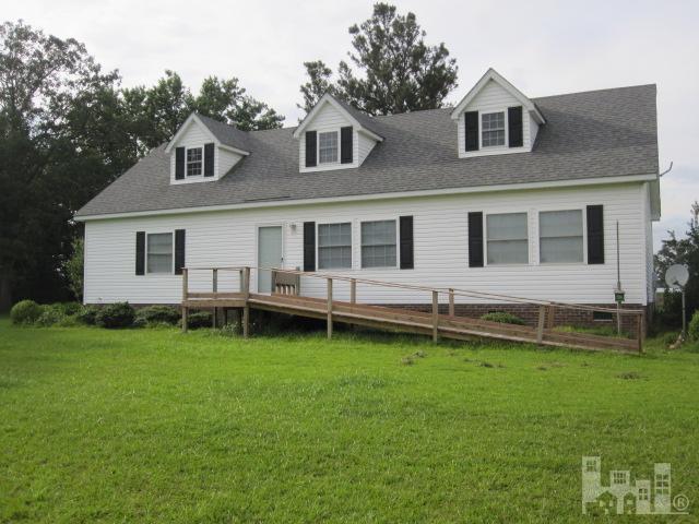 205 Quinn Store Road Beulaville, NC 28518 - Photo 1 of 9 Primary Photo