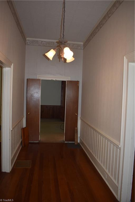 239 Surry Avenue Elkin, NC 28621 - Photo 20 of 25