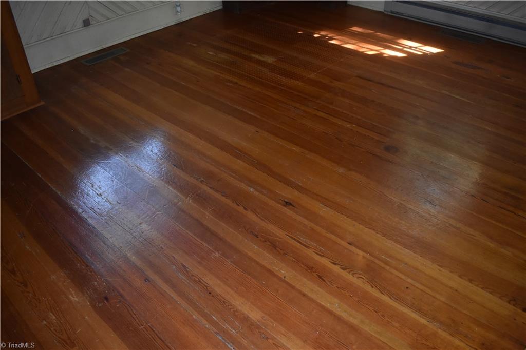 239 Surry Avenue Elkin, NC 28621 - Photo 6 of 25 Front Bedroom