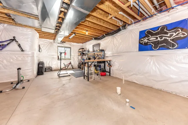 $615,000 | 233 Campolina Street, Chelsea, MI 48118