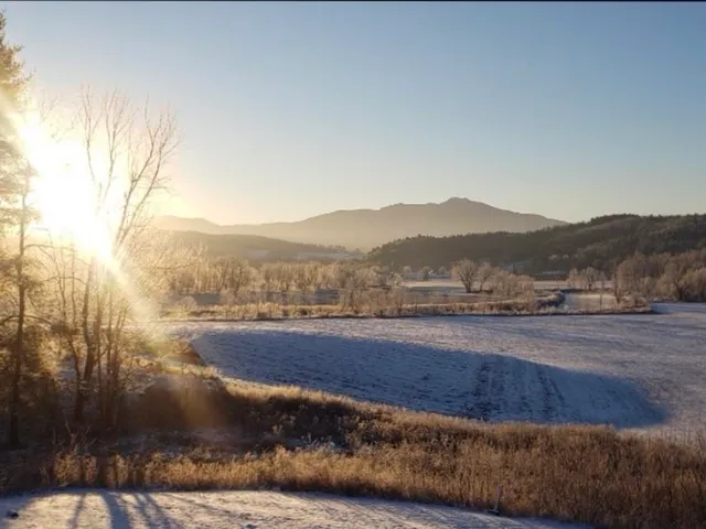 $999,000 | 291 Sweet Road, Cambridge, VT 05444