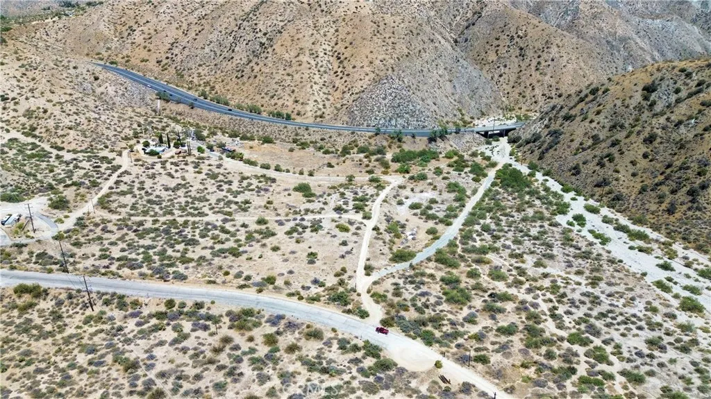 1 Canyon House Road Moreno Valley, CA 92553 - Photo 6 of 11