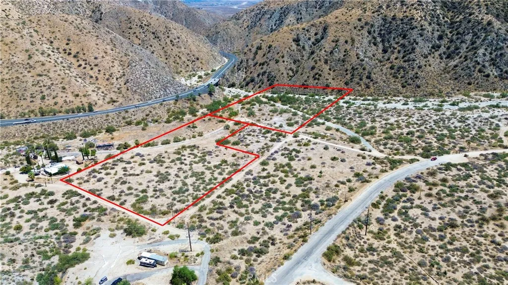 1 Canyon House Road Moreno Valley, CA 92553 - Photo 7 of 11