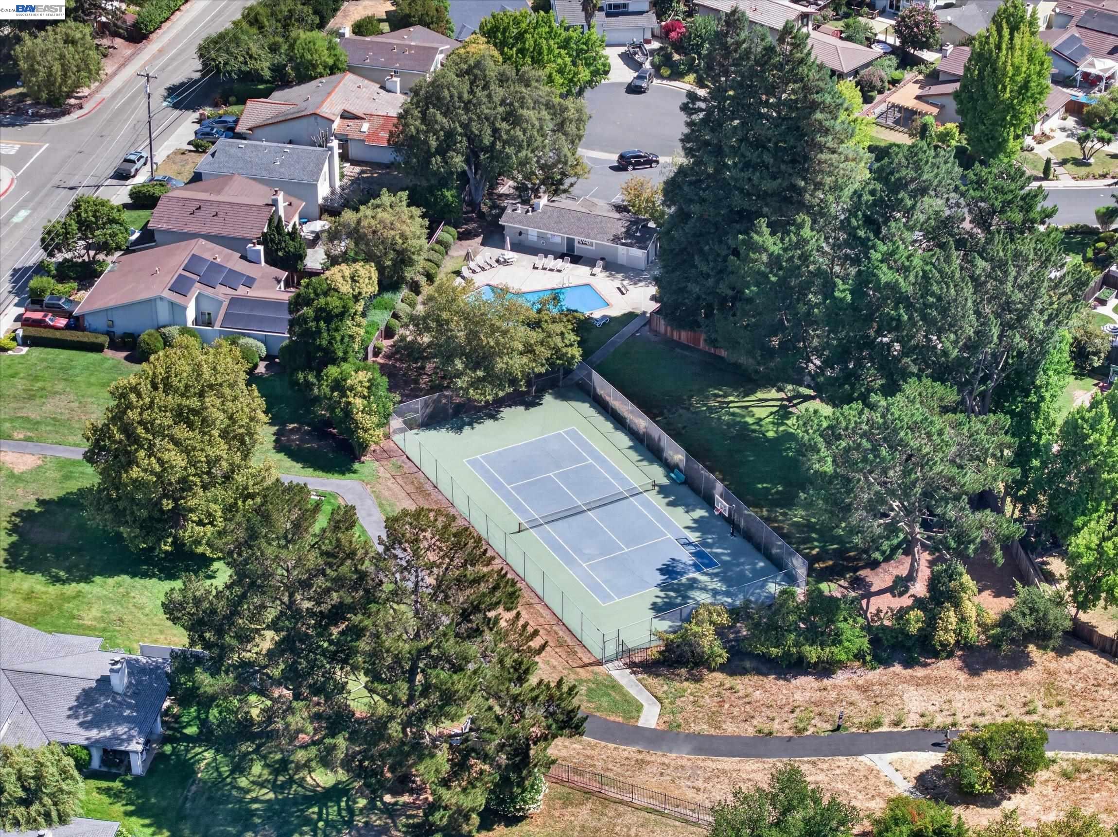 311 Alora Court San Ramon, CA 94583 - Photo 8 of 14 Gallery Image 8