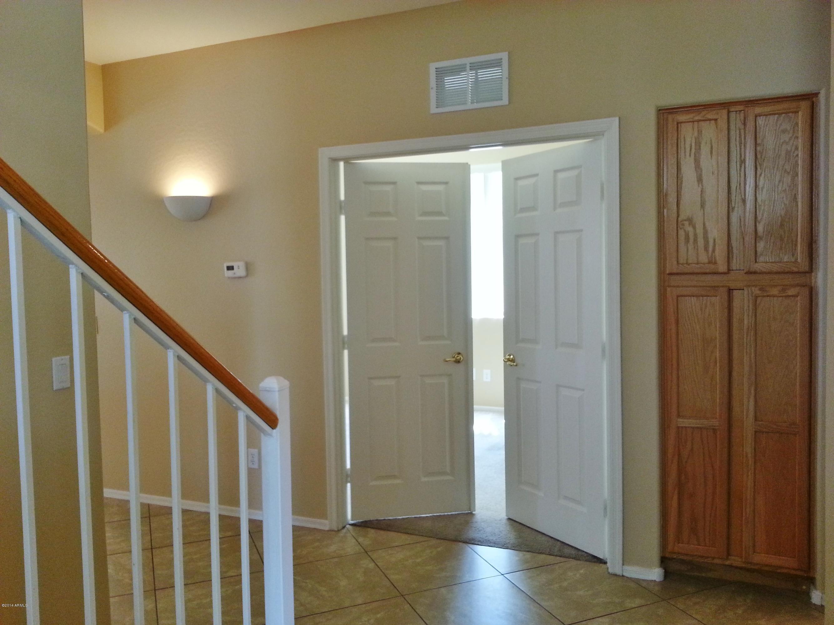 5675 West Evergreen Road Glendale, AZ 85302 - Photo 7 of 19 ENTRY TO DEN