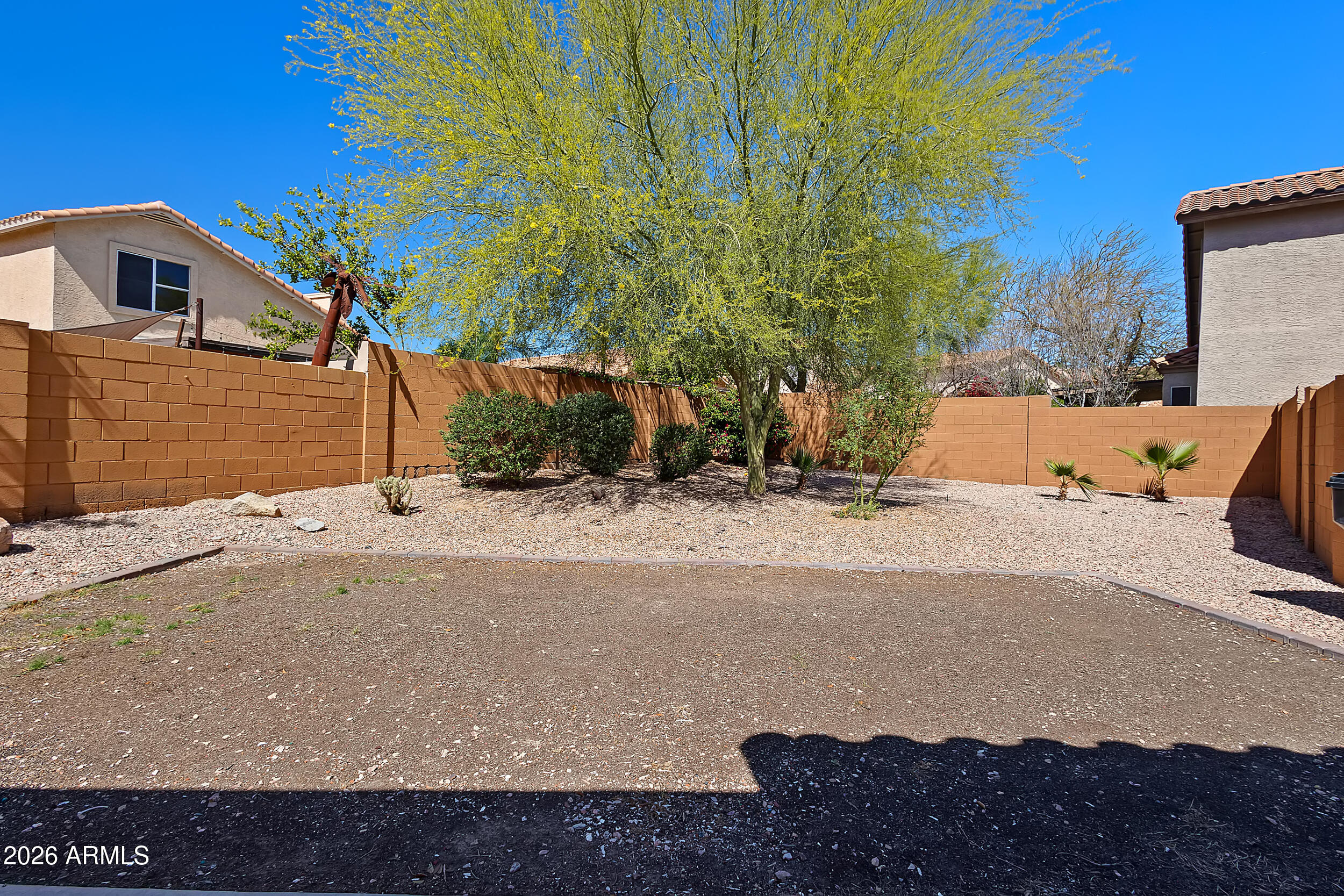 2916 East Amber Ridge Way Phoenix, AZ 85048 - Photo 27 of 33 Large Side Yard