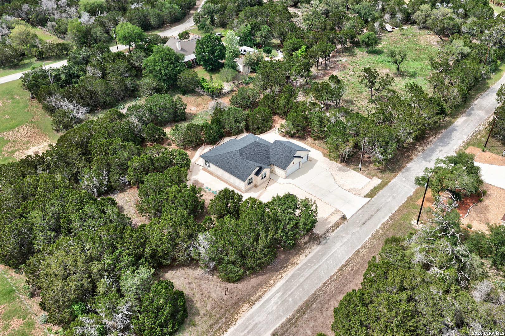 258 Heinen Road Bandera, TX 78003 - Photo 4 of 45 Gallery Image 4