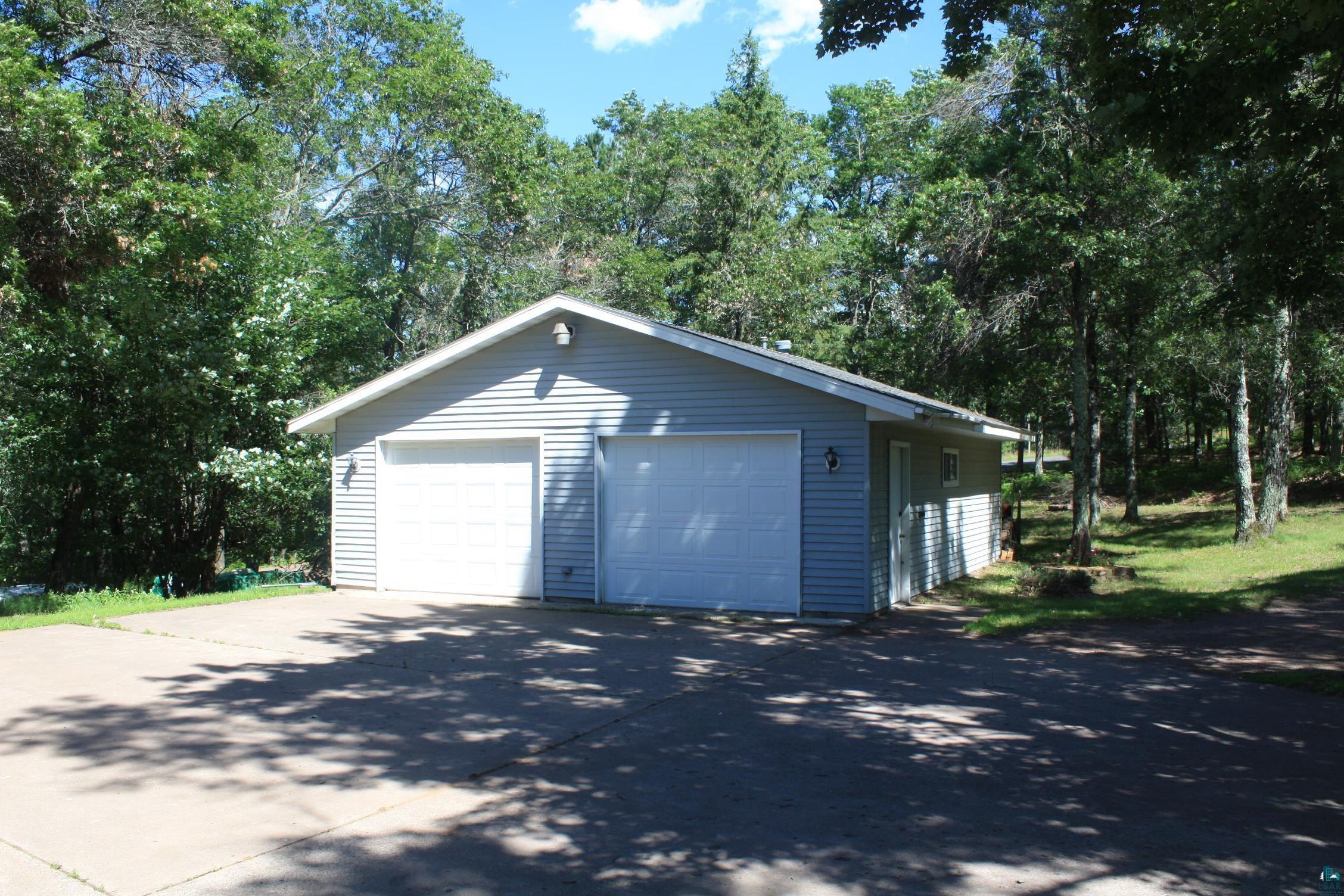 16025 South Mail Road Gordon, WI 54838 - Photo 6 of 50 View of garage