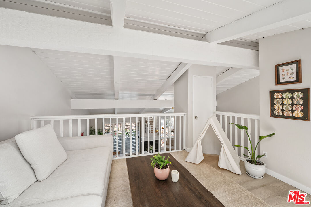 28378 Rey De Copas Lane Malibu, CA 90265 - Photo 20 of 48