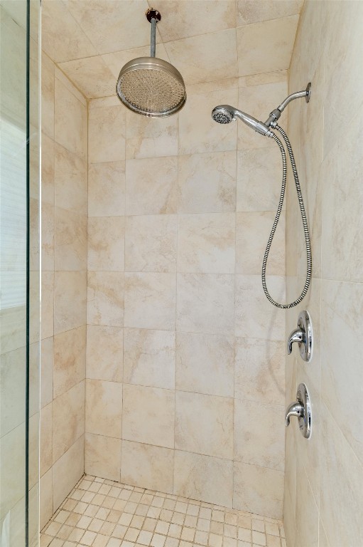 3321 Windsor Road Austin, TX 78703 - Photo 11 of 28 a bathroom with a shower