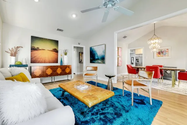 $6,995 | 3321 Windsor Road, Austin, TX 78703