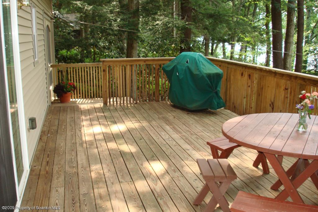 39 Lacawac Road Lake Ariel, PA 18436 - Photo 17 of 29 Gallery Image 17