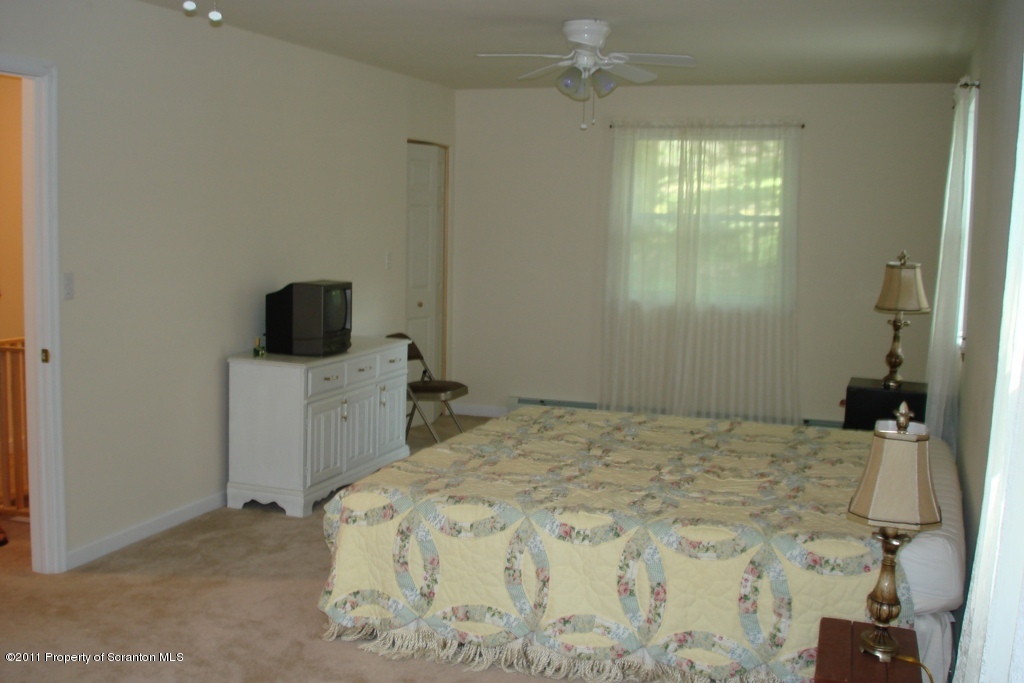 39 Lacawac Road Lake Ariel, PA 18436 - Photo 25 of 29 Gallery Image 25