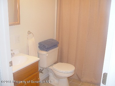 39 Lacawac Road Lake Ariel, PA 18436 - Photo 27 of 29 Gallery Image 27