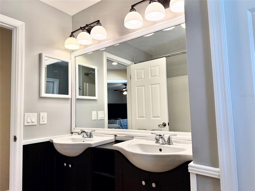 8421 Southwest 23rd Place Gainesville, FL 32607 - Photo 21 of 25