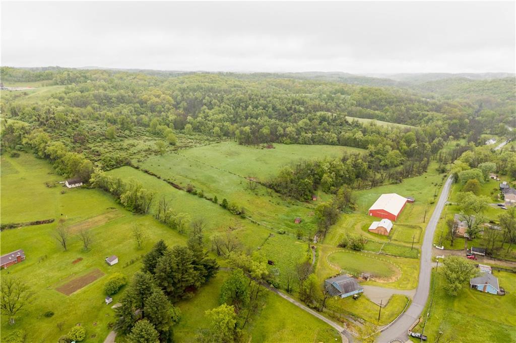36 Little Mingo Road Finleyville, PA 15332 - Photo 5 of 50 a view of a city