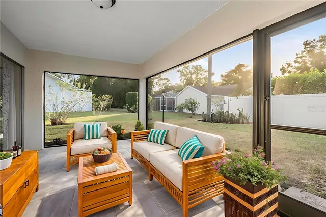 $425,000 | 2932 Macalpin Drive West, Palm Harbor, FL 34684