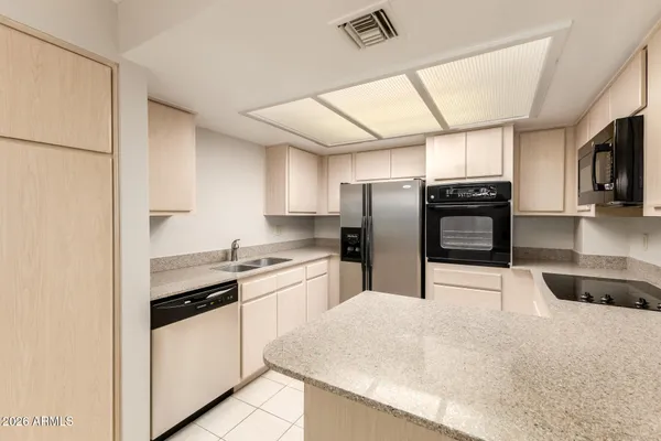 $157,800 | 17404 North 99th Avenue, Unit 339, Sun City, AZ 85373