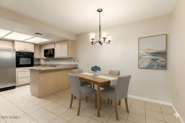 $157,800 | 17404 North 99th Avenue, Unit 339, Sun City, AZ 85373