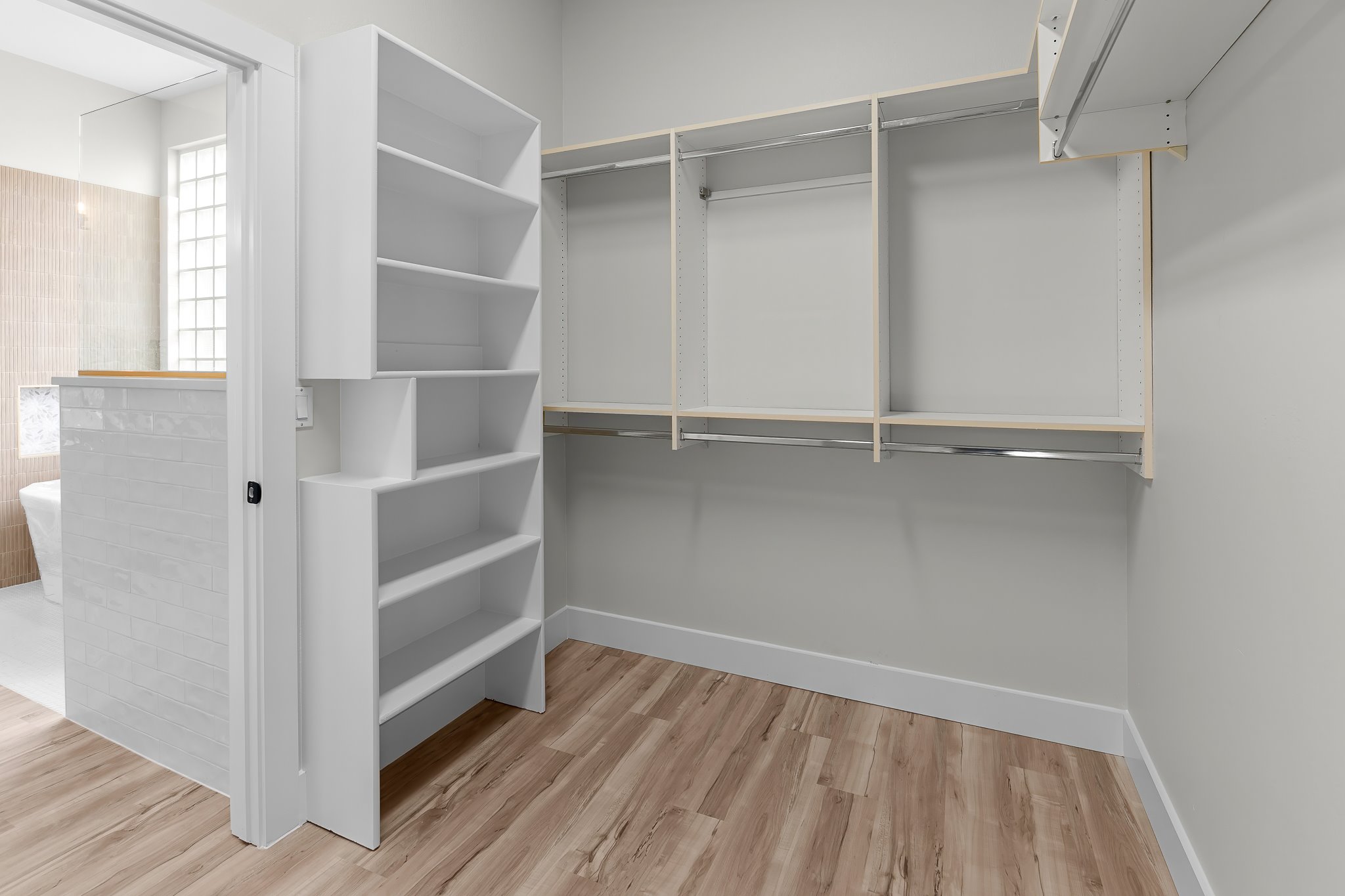 130 Crepe Myrtle Lane Georgetown, TX 78633 - Photo 26 of 40 Partial view of primary closet