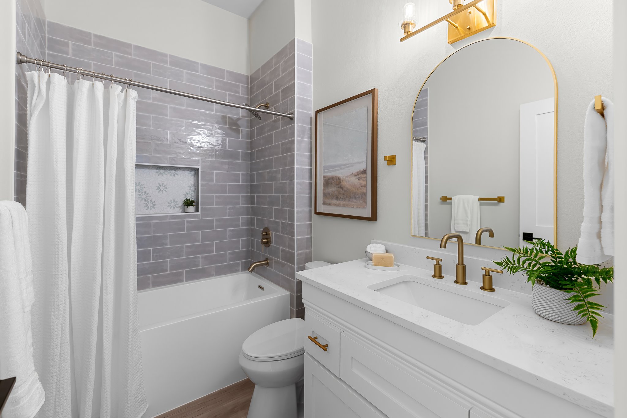 130 Crepe Myrtle Lane Georgetown, TX 78633 - Photo 29 of 40 All new hall bath