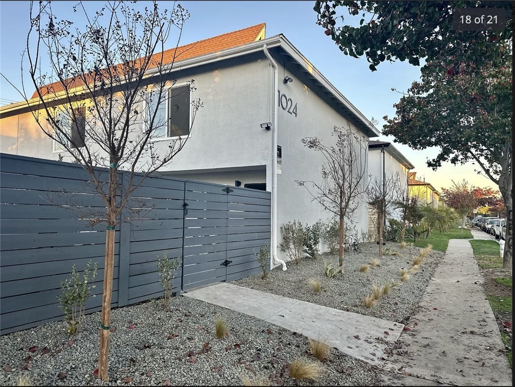 1024 Mission Drive, Unit B Costa Mesa, CA 92626 - Photo 15 of 15 a front view of house with yard