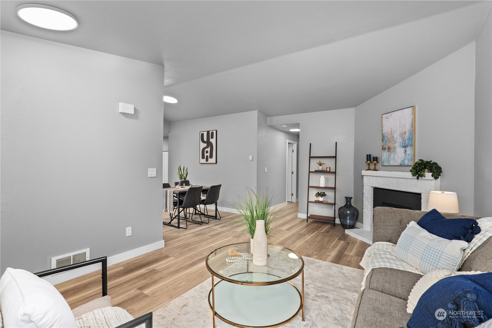 4833 150th Place Southwest Edmonds, WA 98026 - Photo 5 of 32 Gallery Image 5