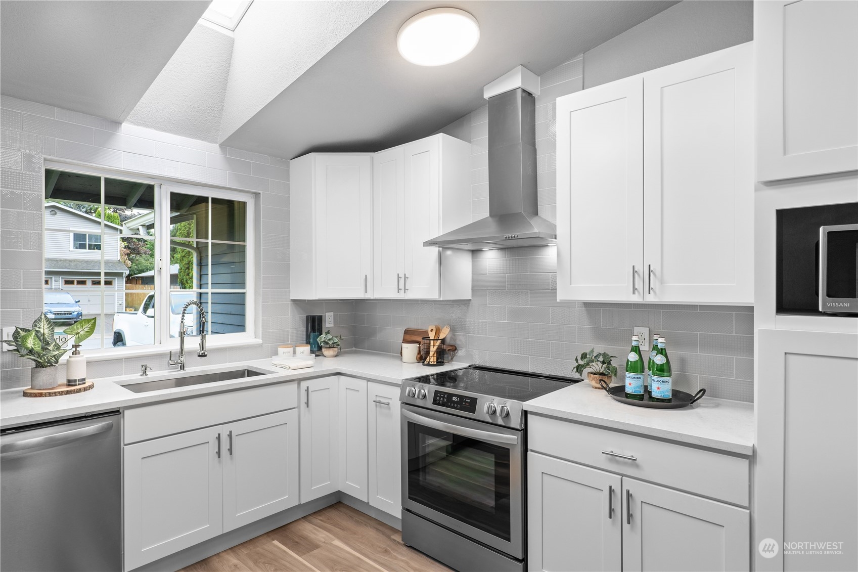 4833 150th Place Southwest Edmonds, WA 98026 - Photo 10 of 32 Gallery Image 10