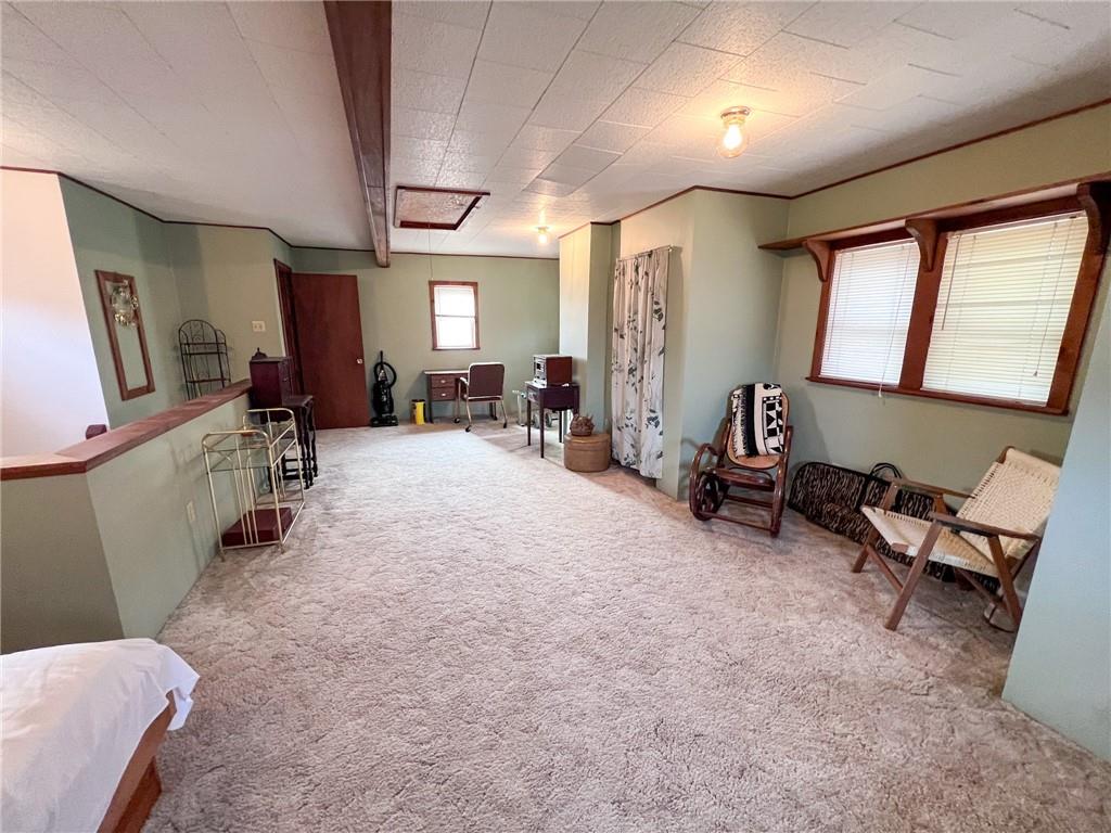 140 Fox Road Apollo, PA 15613 - Photo 18 of 24 a living room with furniture and a window