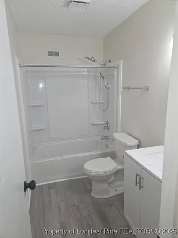 $1,800 | 583 Winding Creek Road, Unit H, Fayetteville, NC 28305