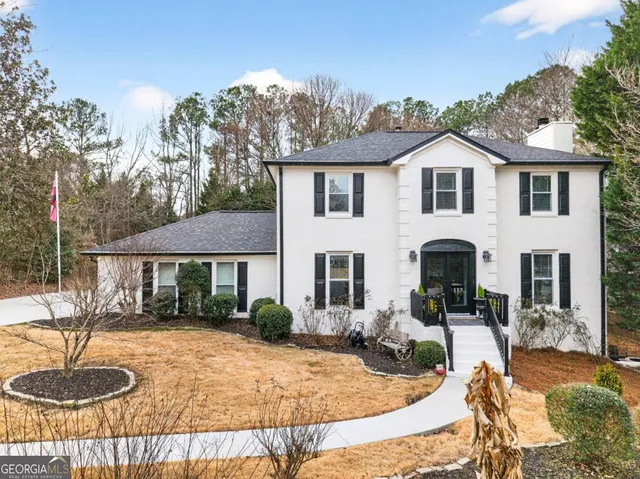 $775,000 | 325 Saddle Creek Circle, Roswell, GA 30076