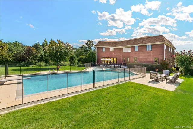 $55,000 | 89 Old Canoe Place Road, Hampton Bays, NY 11946