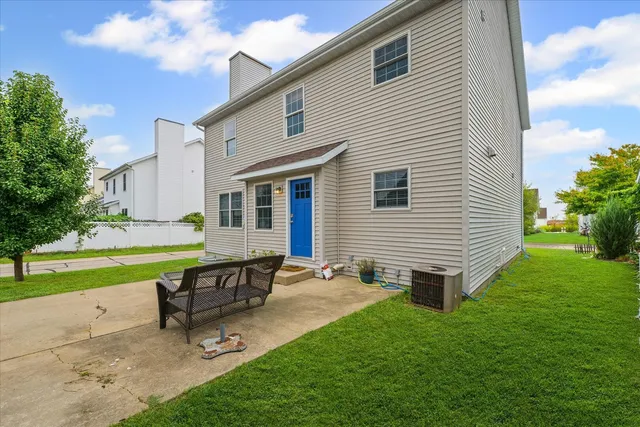 $250,000 | 1501 South Abercorn Street, Urbana, IL 61802