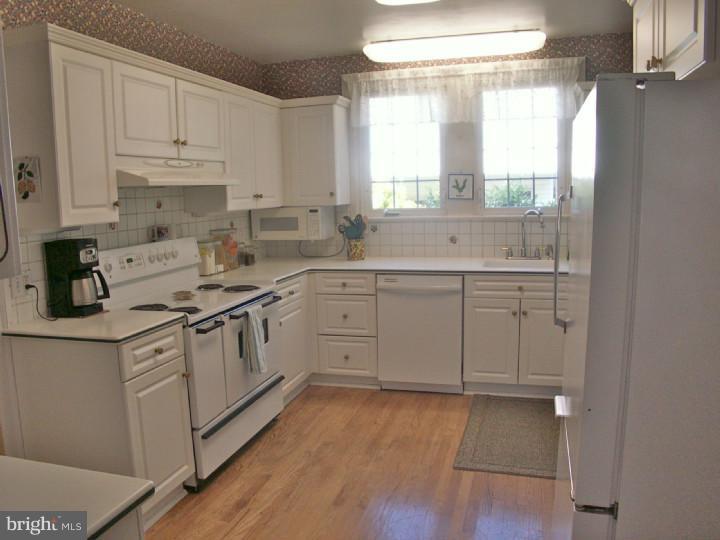 64 East Clearfield Road Havertown, PA 19083 - Photo 11 of 25 Gallery Image 11