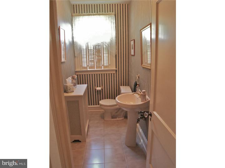 64 East Clearfield Road Havertown, PA 19083 - Photo 12 of 25 Gallery Image 12