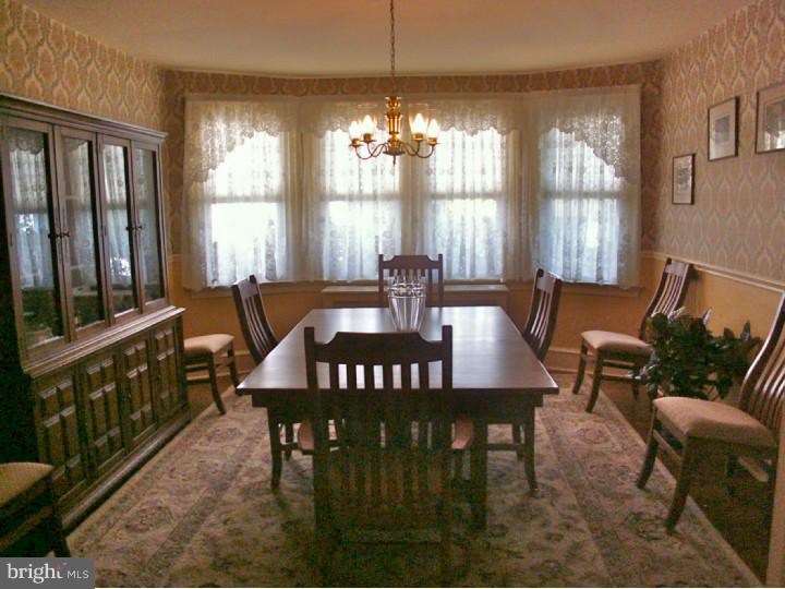 64 East Clearfield Road Havertown, PA 19083 - Photo 8 of 25 Gallery Image 8