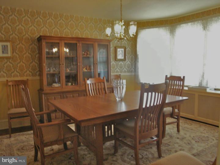 64 East Clearfield Road Havertown, PA 19083 - Photo 9 of 25 Gallery Image 9