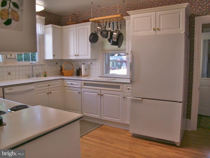 64 East Clearfield Road Havertown, PA 19083 - Photo 10 of 25 Gallery Image 10