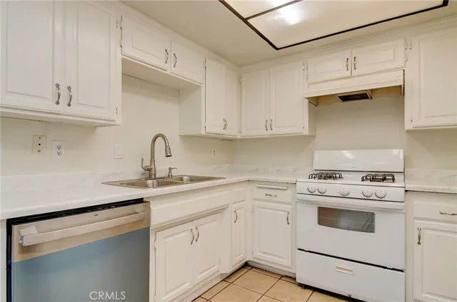 $2,950 | 24322 El Pilar, Laguna Niguel, CA 92677