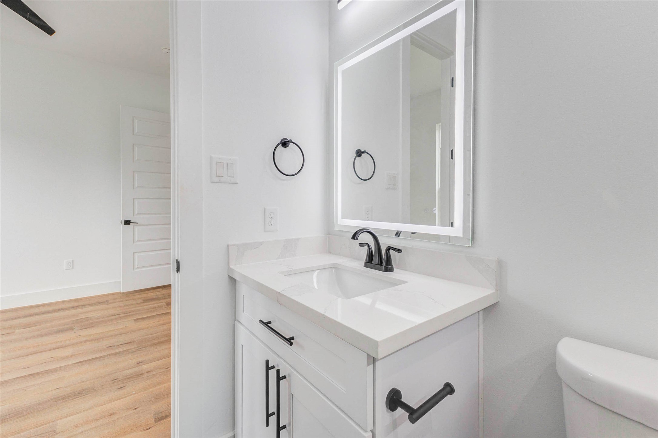 2118 Live Oak Street, Unit B Houston, TX 77003 - Photo 43 of 50