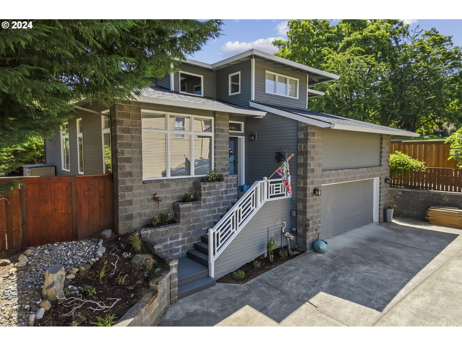 18311 Southwest Fallatin Loop Beaverton, OR 97007 - Photo 2 of 41 Gallery Image 2