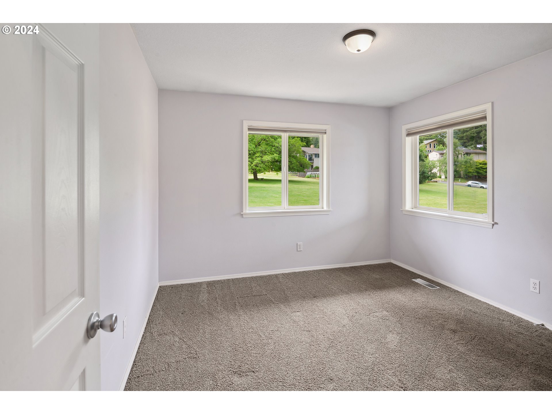 18311 Southwest Fallatin Loop Beaverton, OR 97007 - Photo 28 of 41 Gallery Image 28