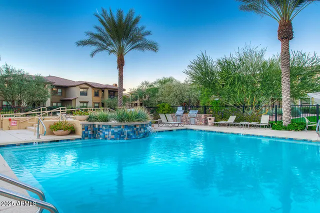 $2,850 | 21320 North 56th Street, Unit 2001, Phoenix, AZ 85054