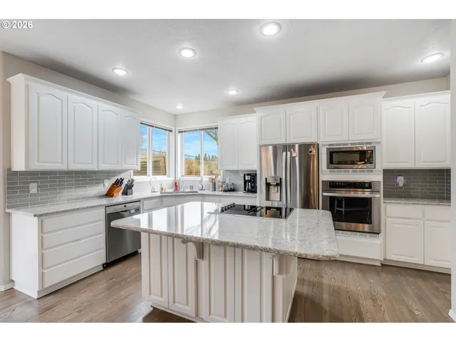 $1,250,000 | 312 Northwest Pacific Grove Drive, Beaverton, OR 97006