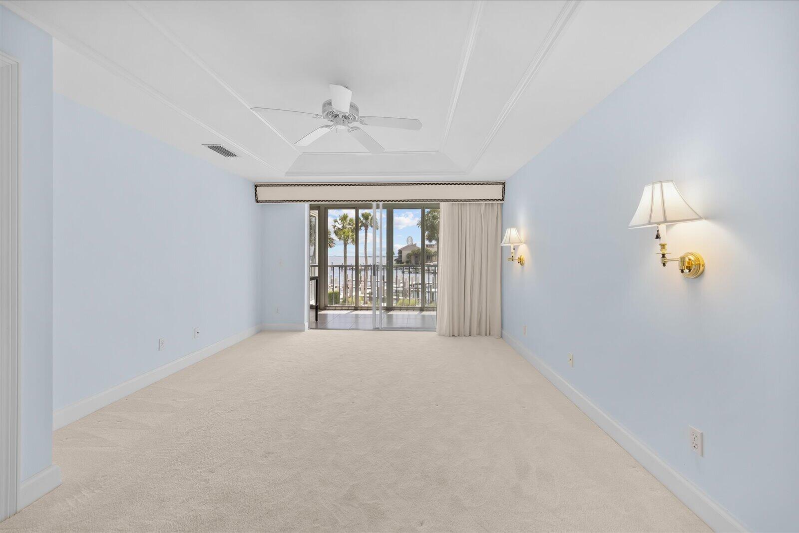 1903 Bay Road, Unit 206 Vero Beach, FL 32963 - Photo 12 of 31 1000004647