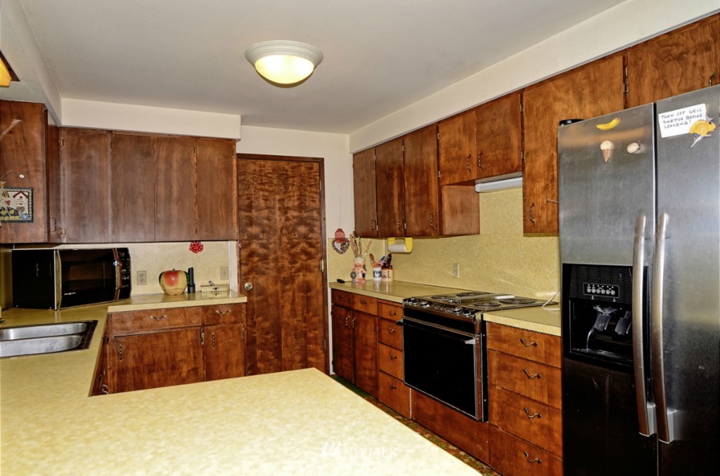 6811 Robe Menzel Road Granite Falls, WA 98252 - Photo 4 of 22