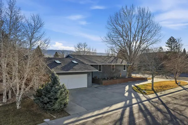 $509,900 | 4811 East 16th Street, Casper, WY 82609